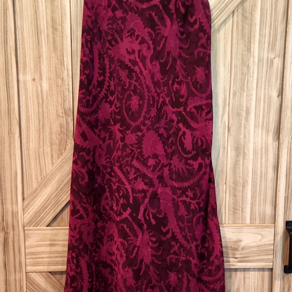 Formal magenta patterned dress
